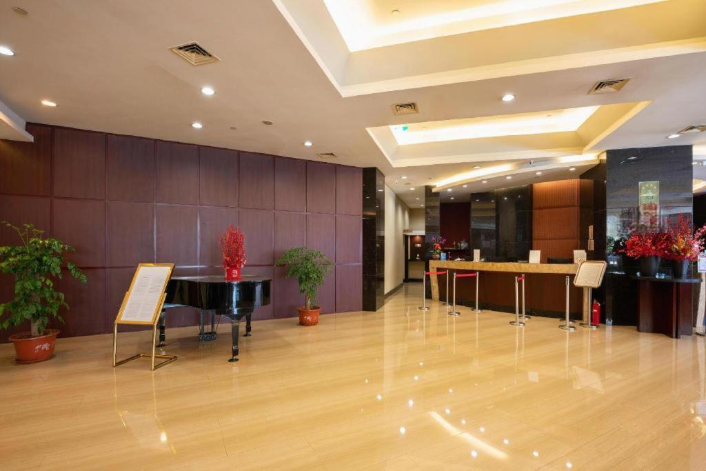 Dalian Grand Continent International Hotel Buitenkant foto